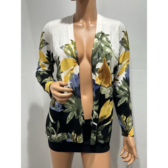 chicos size 0 Cardigan Floral Size Small - Picture 9 of 9